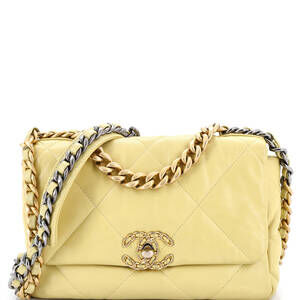 Chanel 19 Flap Bag Quilted Leather #223835C48B